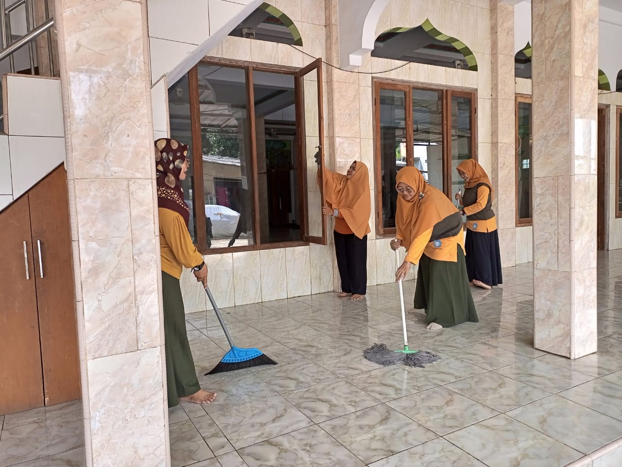 WhatsApp Image 2023-03-17 at 09.50.58